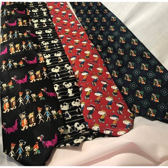 Set Of 4 Character Themed Novelty Ties Featuring Snoopy Flintstones & Tigger - Picture 1 of 9